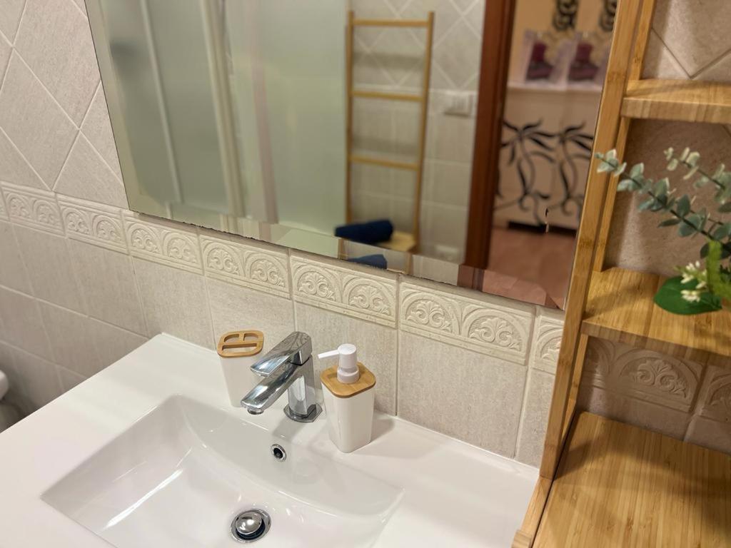 Juliette Rooms Йези Екстериор снимка