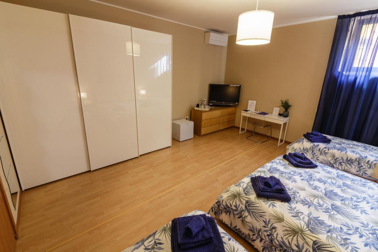 Juliette Rooms Йези Екстериор снимка
